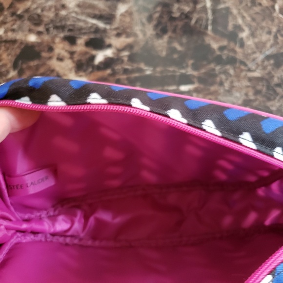 Estee Lauder Makeup bag - Picture 3 of 3